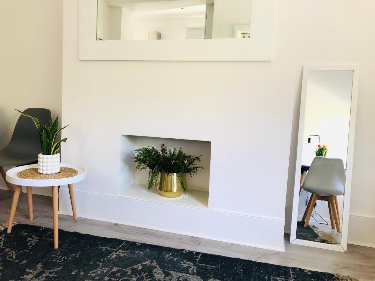 Appartamento Bright Chiswick - Great Location Londra