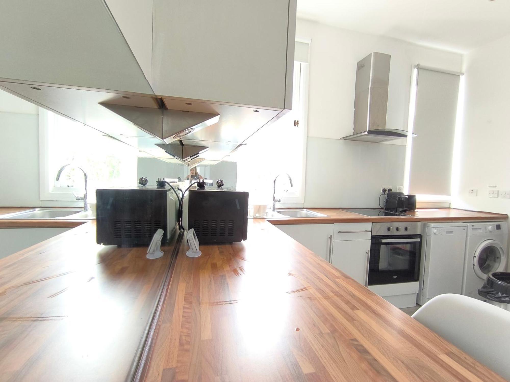Bright Chiswick - Great Location Appartamento Londra